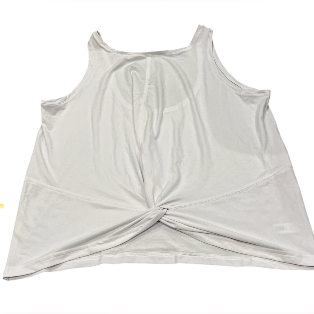 ATHLETA white Essence twist women’s crop tank top/ size 2X